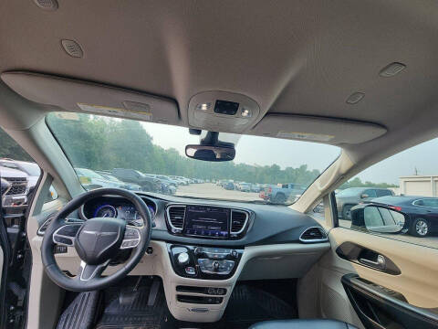 2022 Chrysler Pacifica Touring L