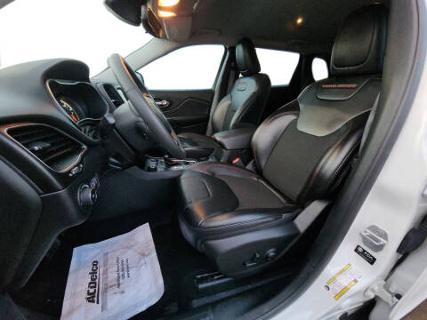 2022 Jeep Cherokee Trailhawk