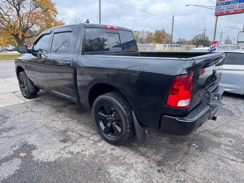 2018 RAM 1500 SLT