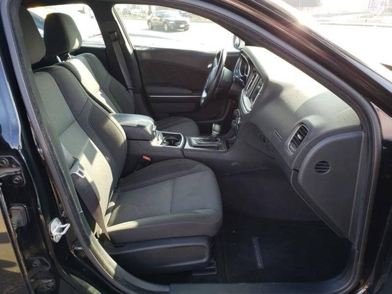 2017 Dodge Charger SXT