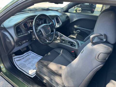 2019 Dodge Challenger SXT