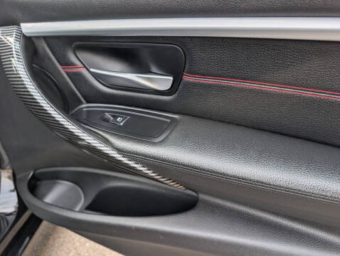 2018 BMW 3 Series 330i xDrive