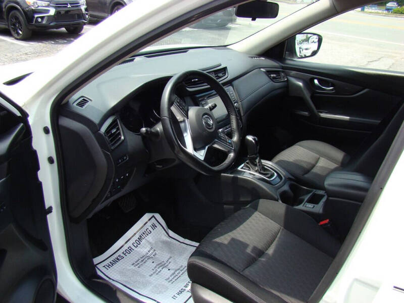 2019 Nissan Rogue SV