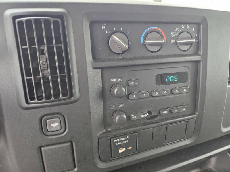 2005 GMC Savana 3500
