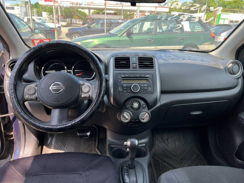 2012 Nissan Versa 1.6 SL