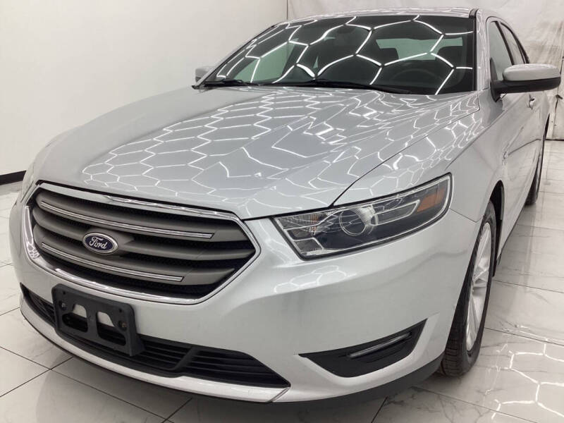 2015 Ford Taurus SEL