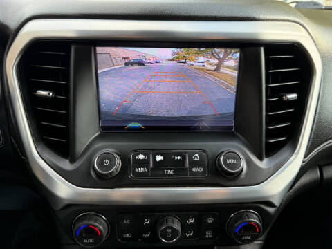 2017 GMC Acadia SLT-2