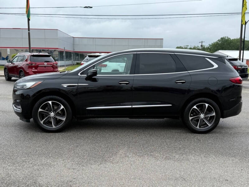 2021 Buick Enclave Essence