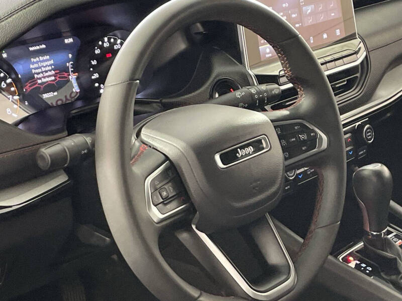 2025 Jeep Compass Trailhawk