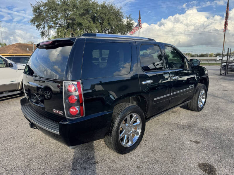 2011 GMC Yukon Denali