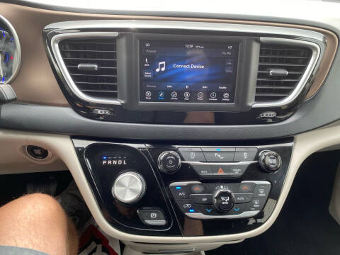 2018 Chrysler Pacifica Touring Plus