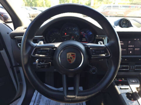 2023 Porsche Macan