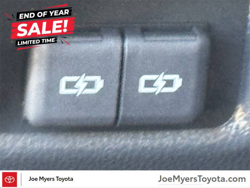 2025 Toyota RAV4 Hybrid XLE Premium