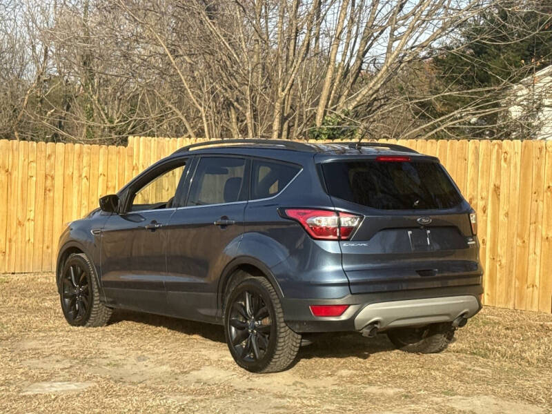 2018 Ford Escape SE
