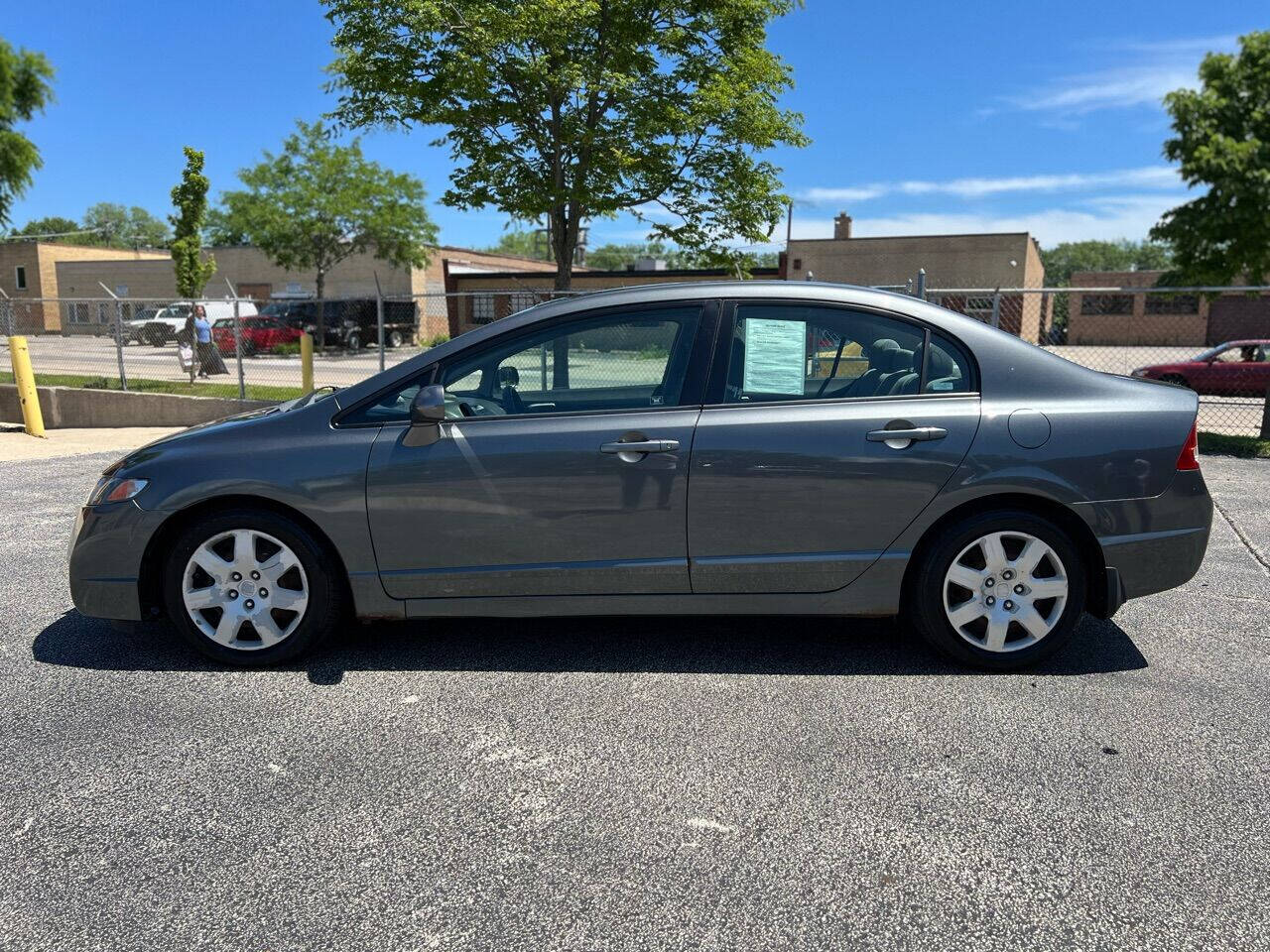 2009 Honda Civic for sale at Ideal Cars LLC in Skokie, IL