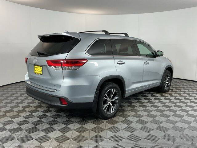 2017 Toyota Highlander LE Plus