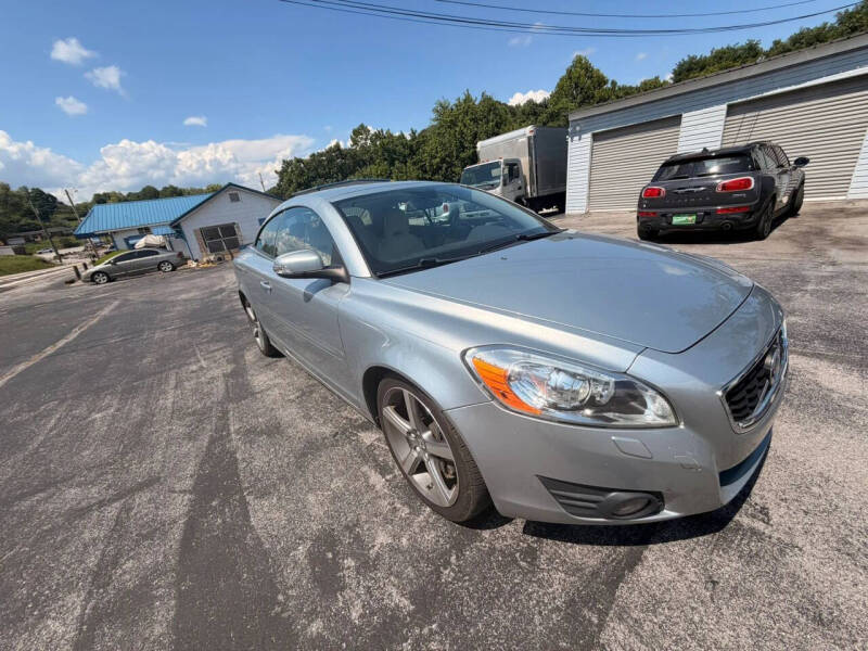 2011 Volvo C70 T5