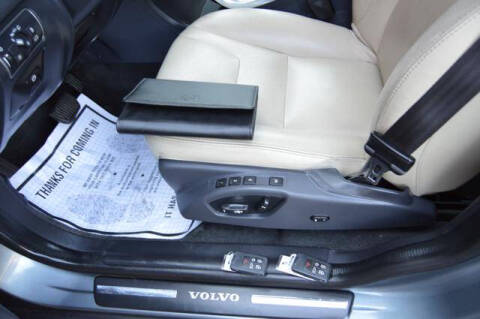 2017 Volvo XC60 T5 Inscription