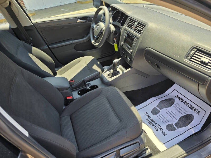2016 Volkswagen Jetta
