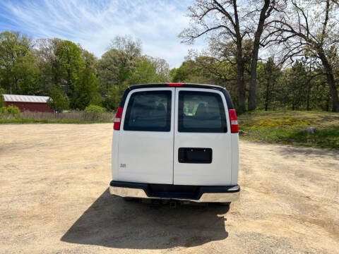 2017 Chevrolet Express LT 2500