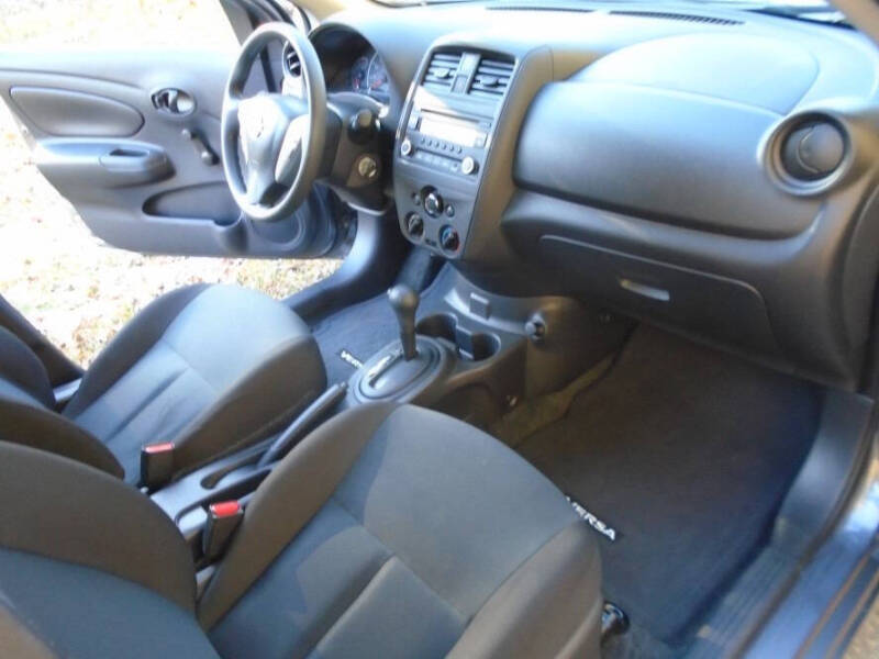 2018 Nissan Versa S Plus