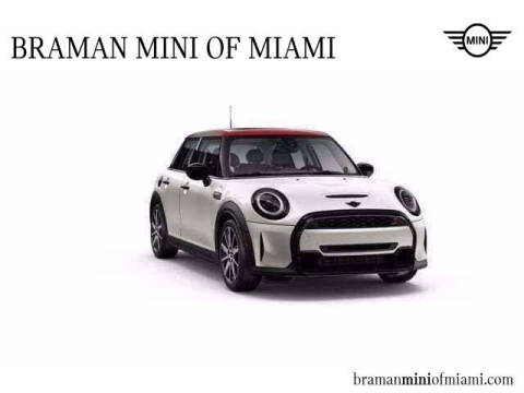 2023 MINI Hardtop 4 Door