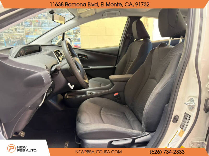 2016 Toyota Prius Two