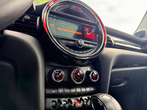 2019 MINI Hardtop 4 Door Cooper