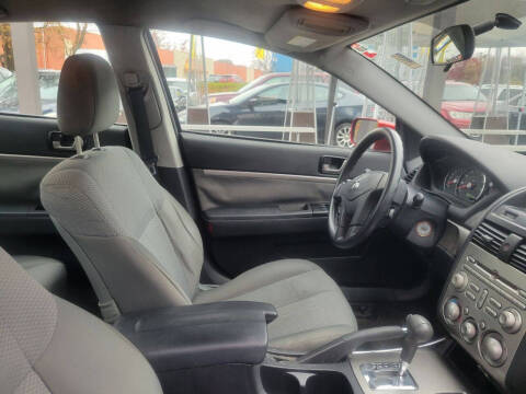 2011 Mitsubishi Galant FE