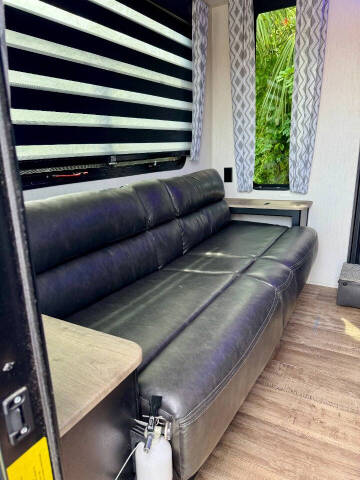 2022 Forest River GREY WOLF