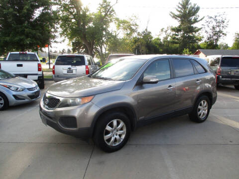 2011 Kia Sorento for sale at The Auto Specialist Inc. in Des Moines IA