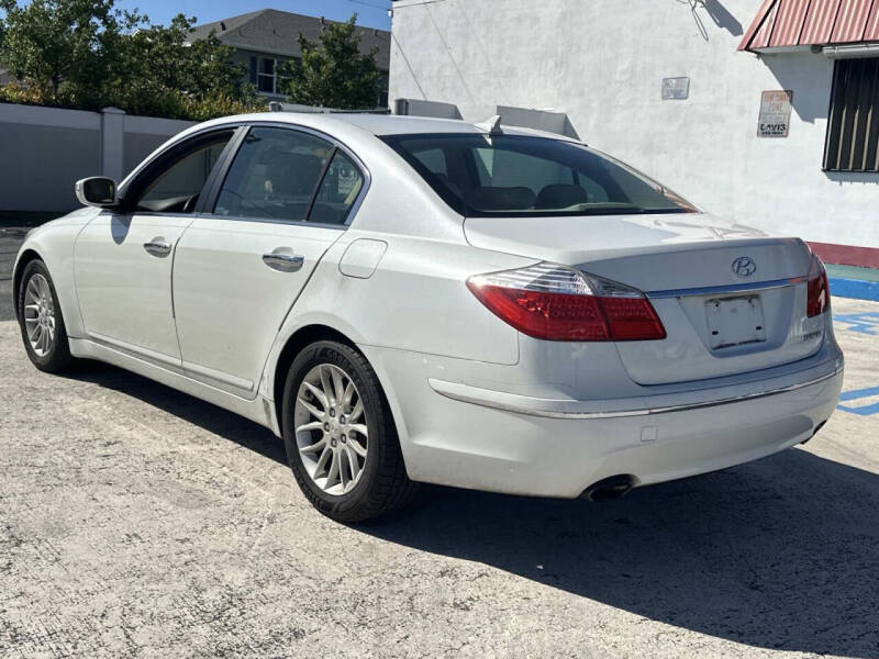 2011 Hyundai Genesis 3.8L V6