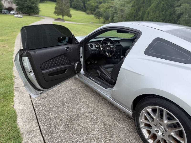 2013 Ford Mustang V6