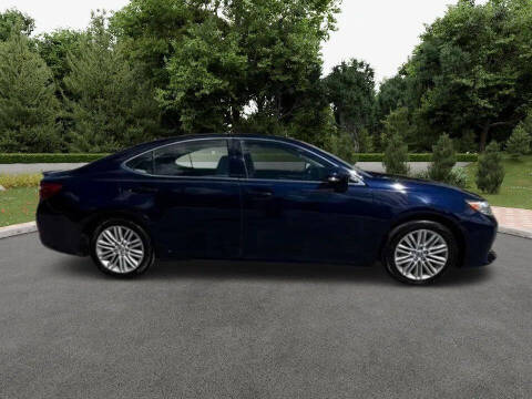 2015 Lexus ES 350 Crafted Line
