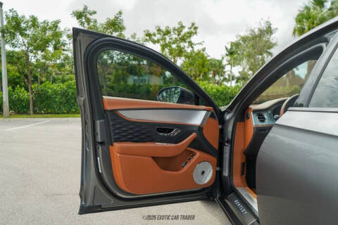 2022 Bentley Flying Spur Hybrid