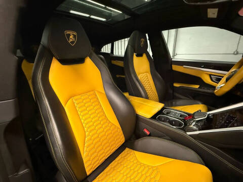 2019 Lamborghini Urus