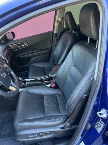 2017 Honda Accord Hybrid Touring