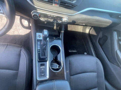 2020 Nissan Altima 2.5 SV