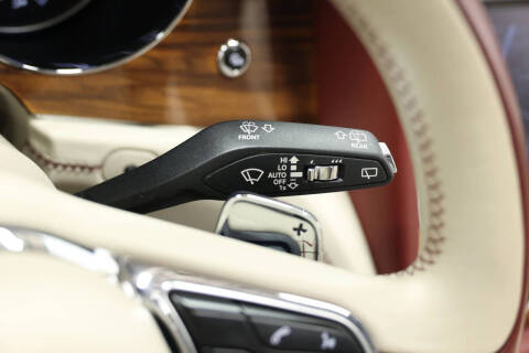 2020 Bentley Bentayga Hybrid