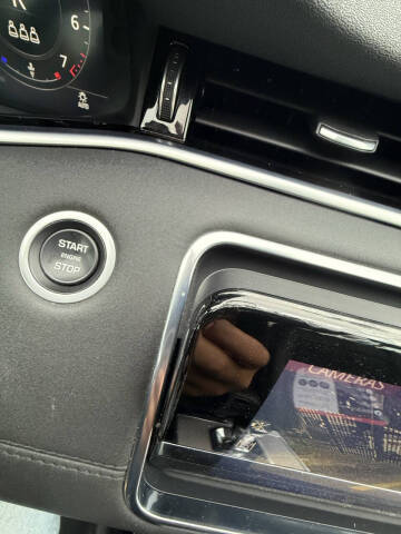 2020 Land Rover Range Rover Evoque SE