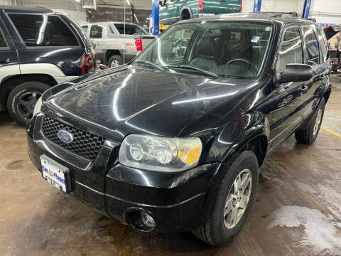2005 Ford Escape for sale at Car Planet Inc. in Milwaukee WI