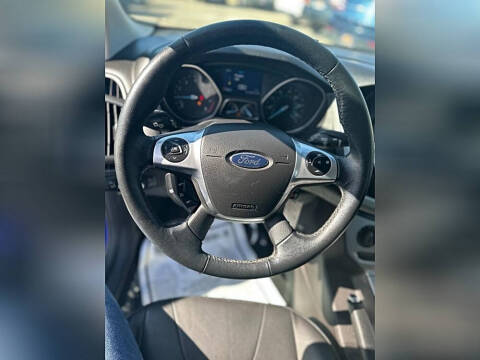 2014 Ford Focus SE