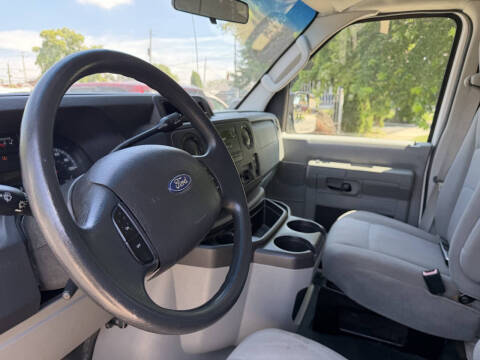 2012 Ford E-Series E-250