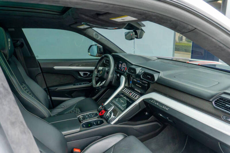 2021 Lamborghini Urus