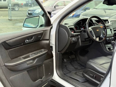 2017 Chevrolet Traverse LT