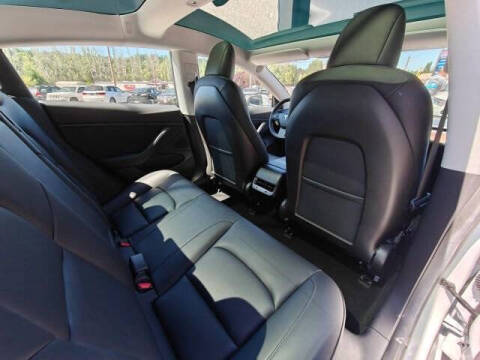 2019 Tesla Model 3 Mid Range