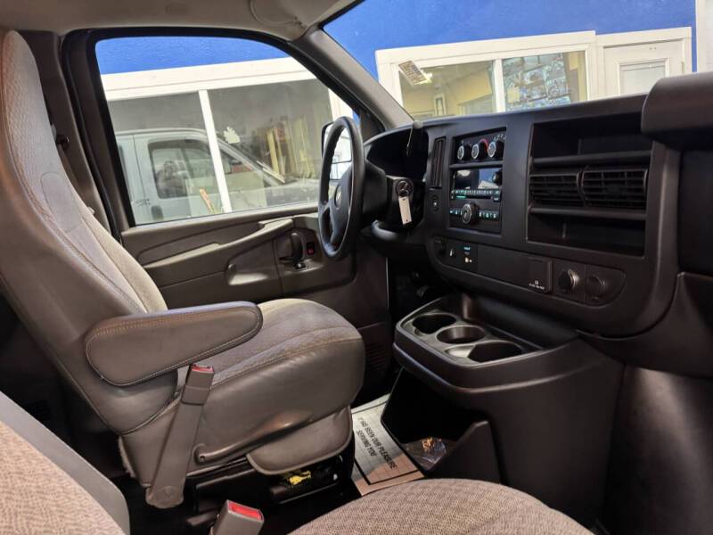2015 Chevrolet Express LS 2500