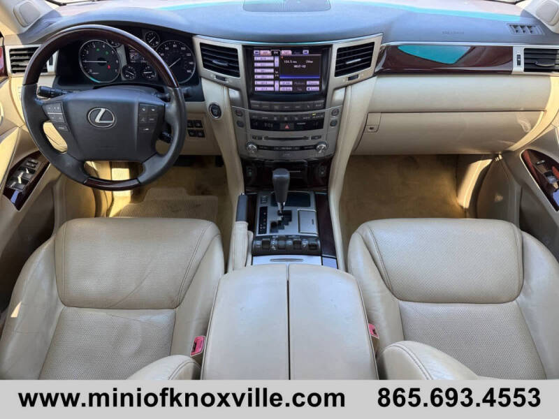 2014 Lexus LX 570