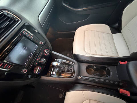 2016 Volkswagen Jetta 1.8T Sport