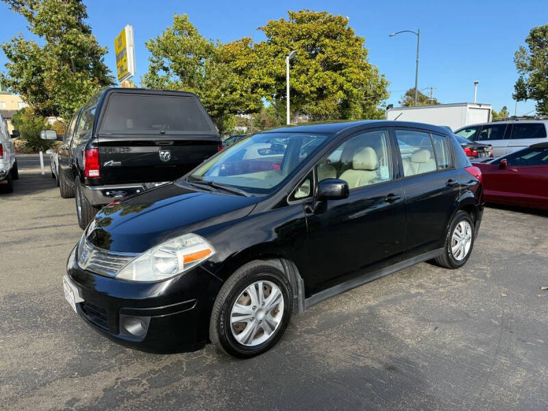2009 Nissan Versa 1.8 S